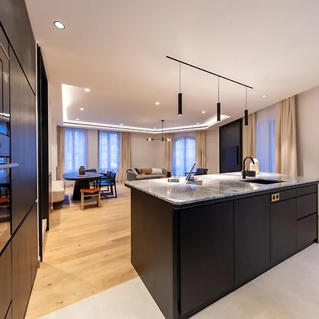 Les By Cave Vauban * ديجون