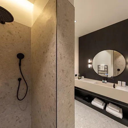 Les By Cave Vauban Apartman