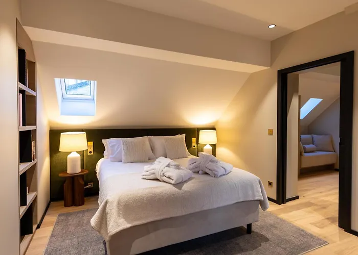 Les By Cave Vauban * ديجون