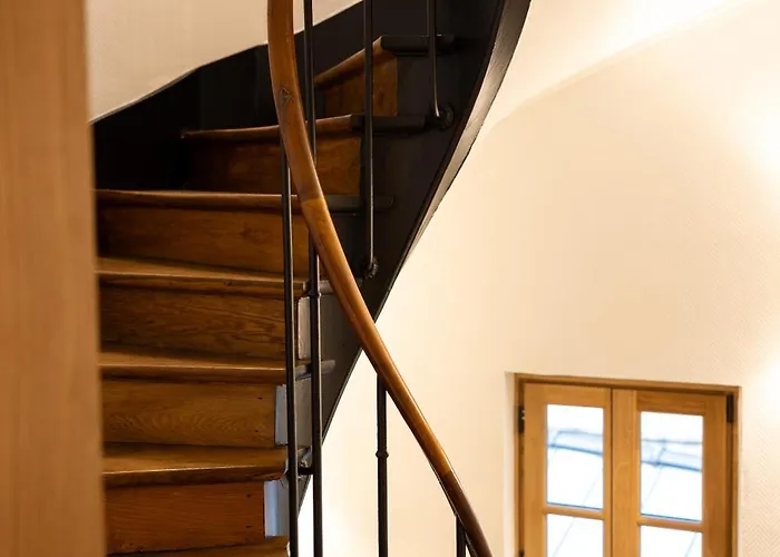 Les By Cave Vauban ديجون