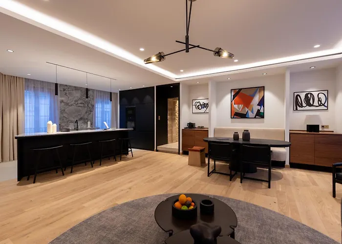 Les By Cave Vauban Ντιζόν