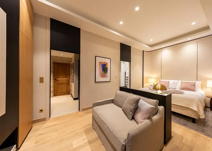 Les By Cave Vauban * ديجون